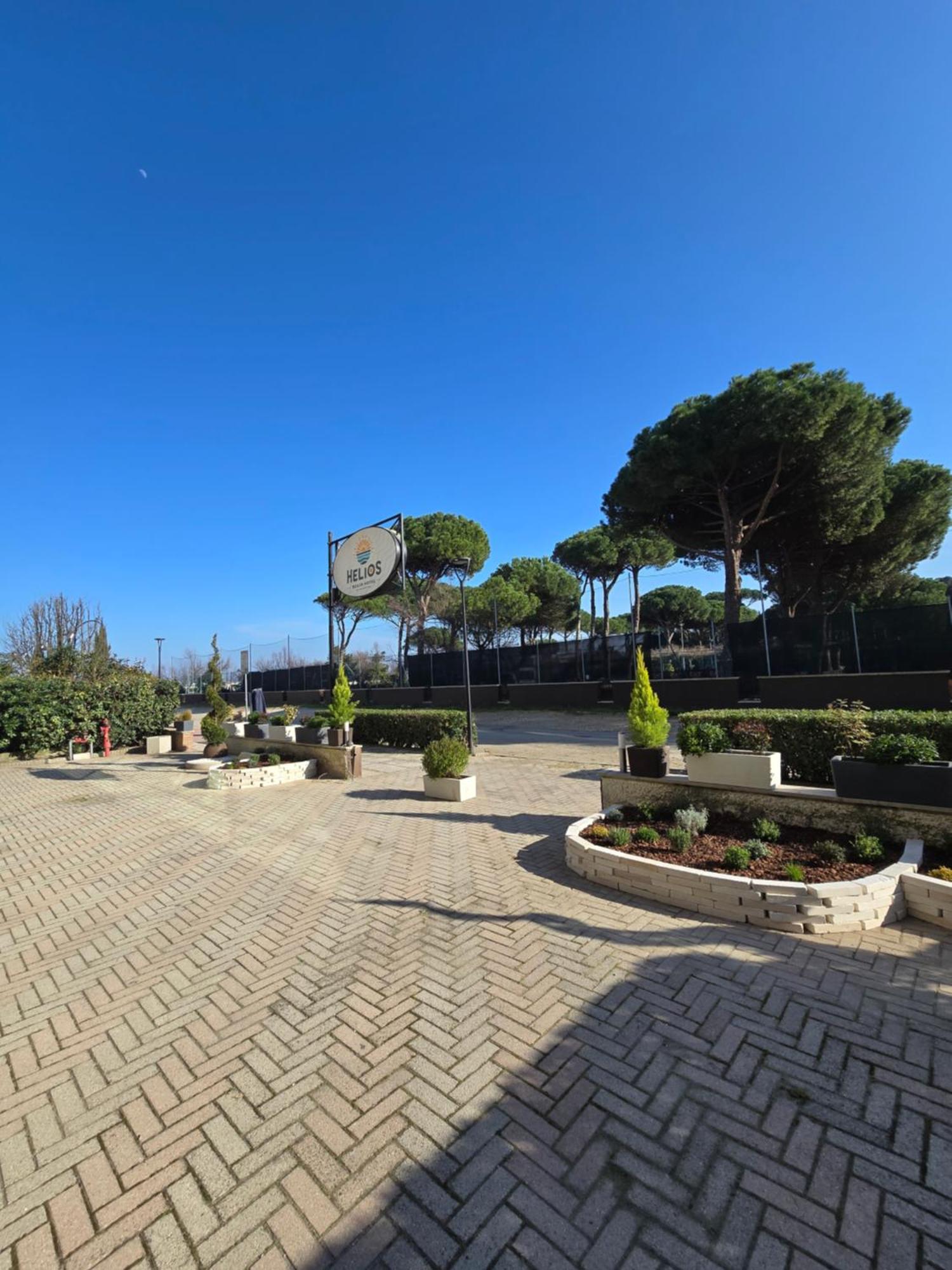 Hotel Helios Beach Milano Marittima Ngoại thất bức ảnh