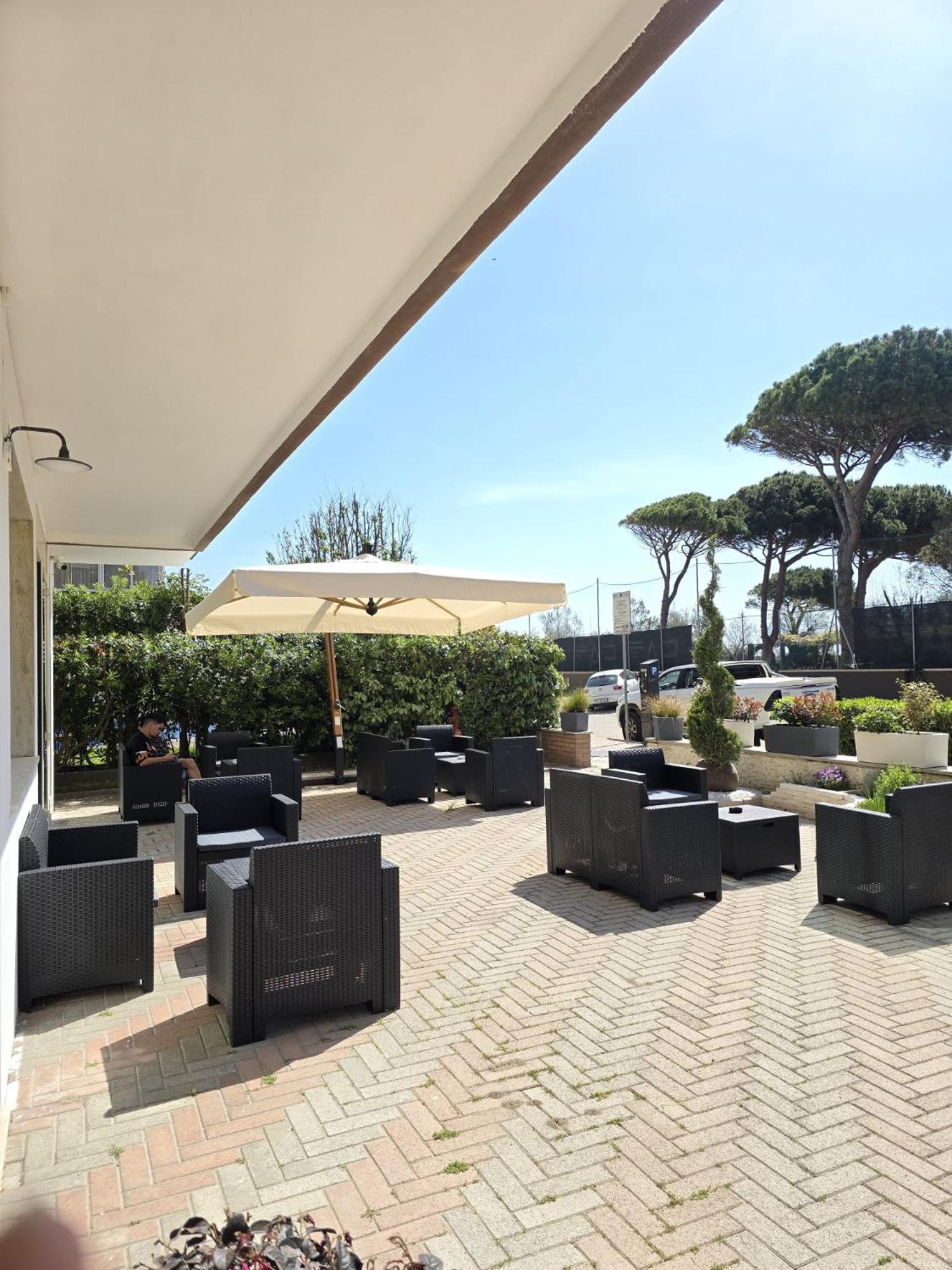 Hotel Helios Beach Milano Marittima Ngoại thất bức ảnh