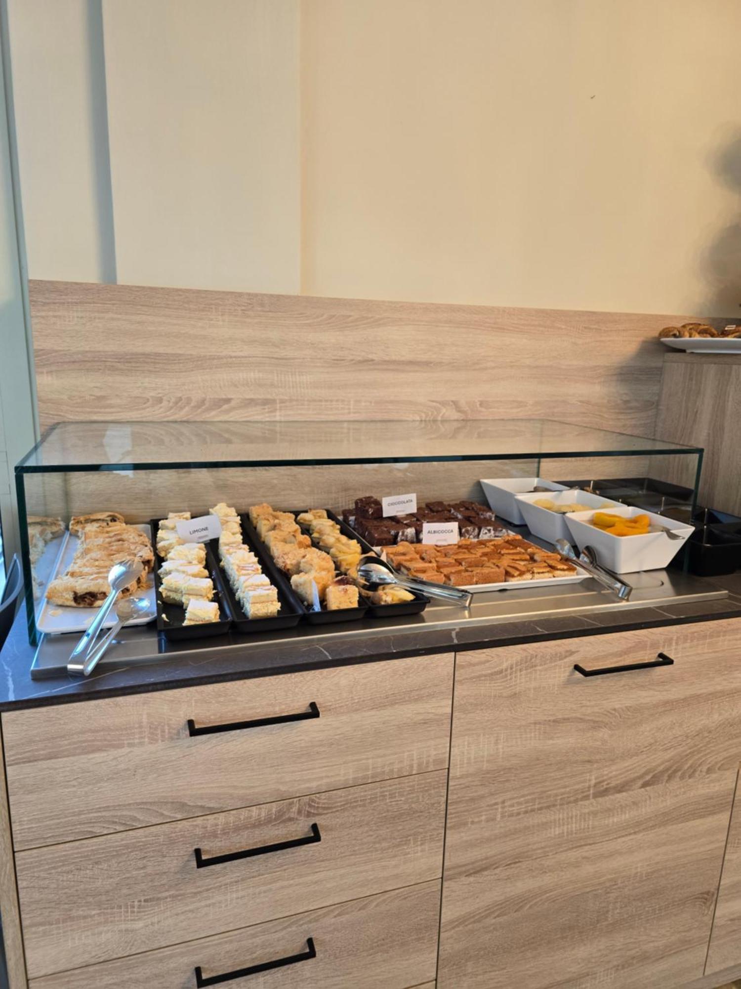Hotel Helios Beach Milano Marittima Ngoại thất bức ảnh