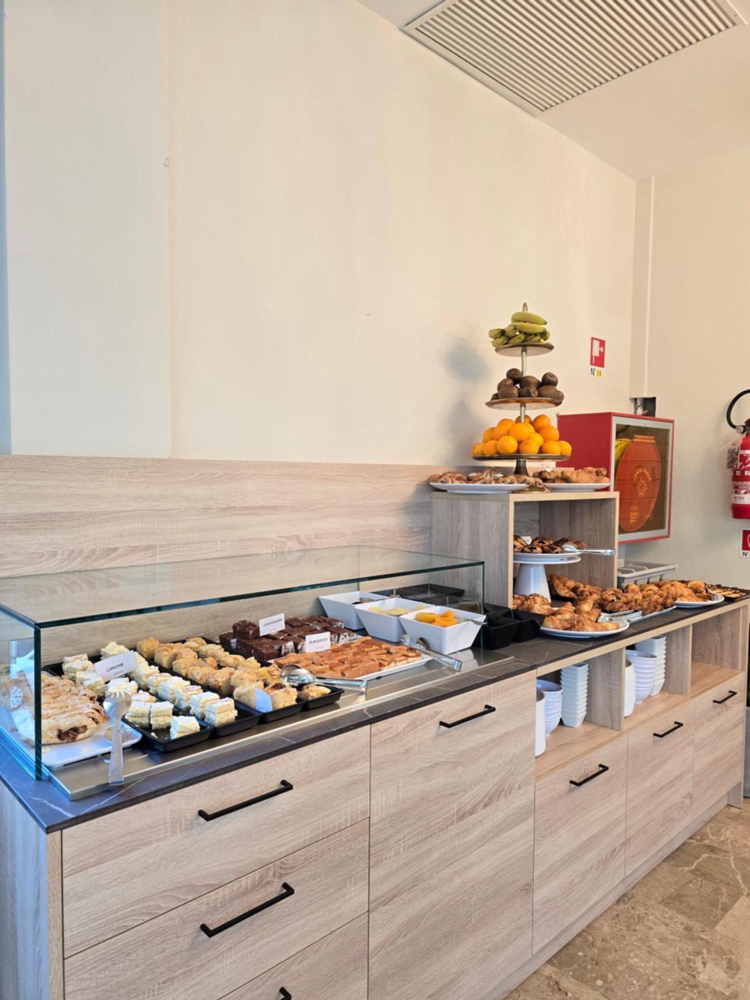 Hotel Helios Beach Milano Marittima Ngoại thất bức ảnh