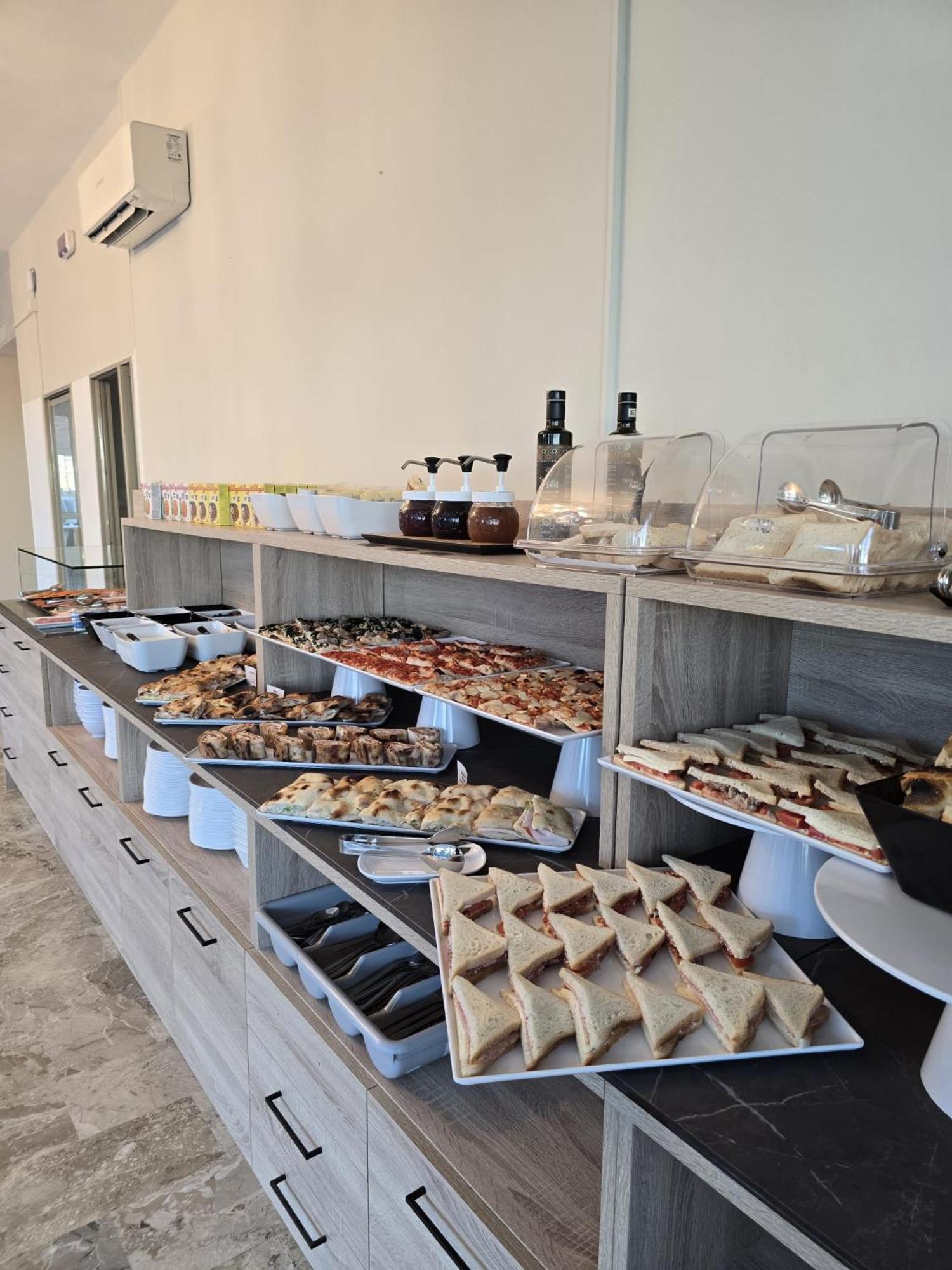 Hotel Helios Beach Milano Marittima Ngoại thất bức ảnh