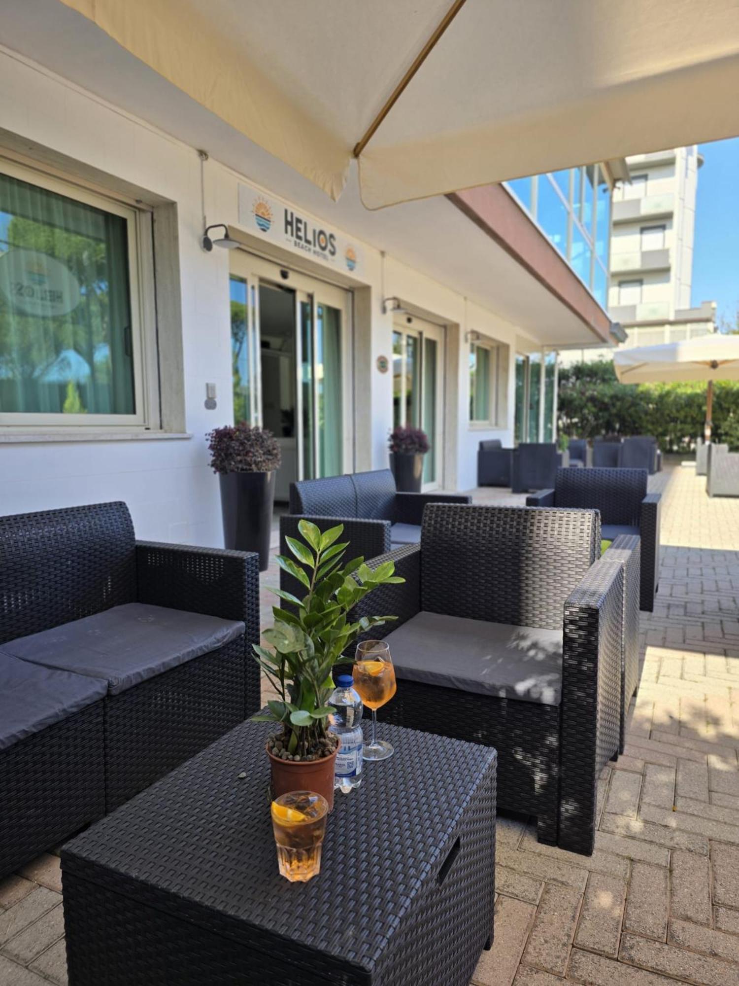 Hotel Helios Beach Milano Marittima Ngoại thất bức ảnh