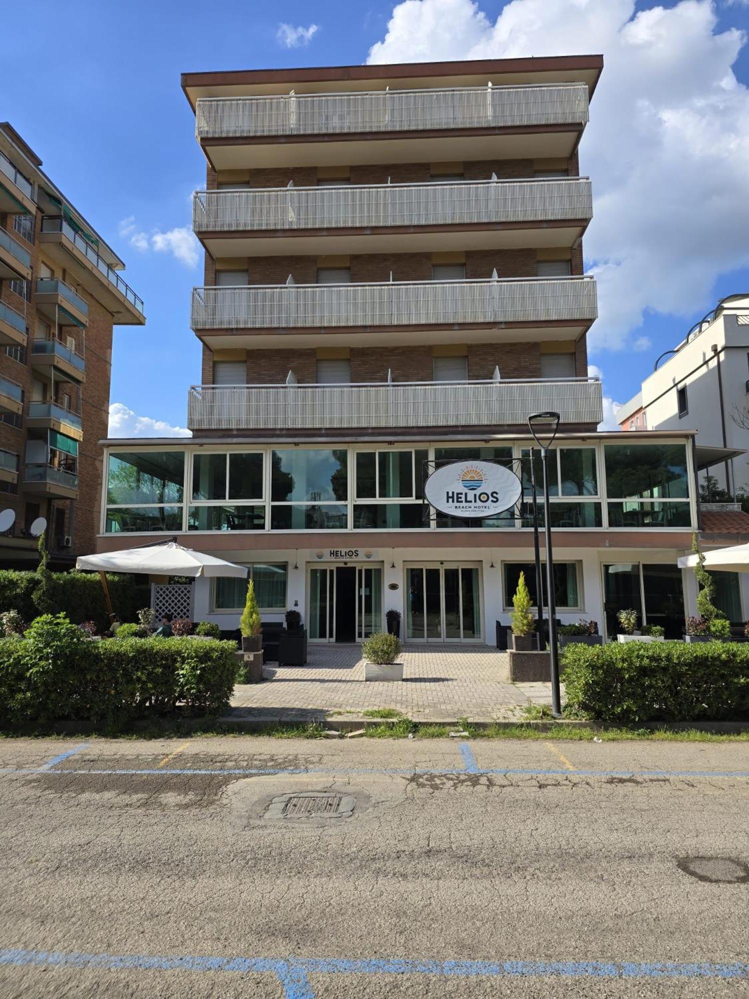 Hotel Helios Beach Milano Marittima Ngoại thất bức ảnh