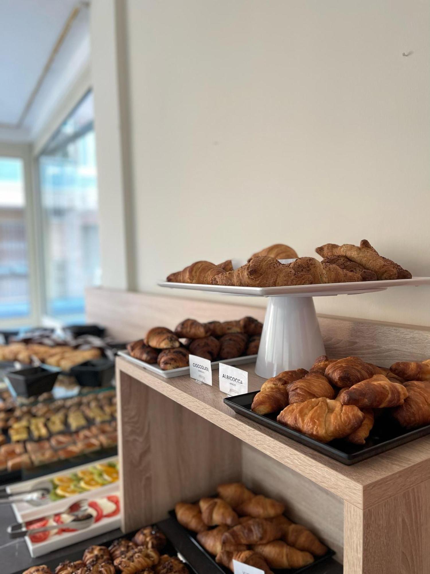 Hotel Helios Beach Milano Marittima Ngoại thất bức ảnh